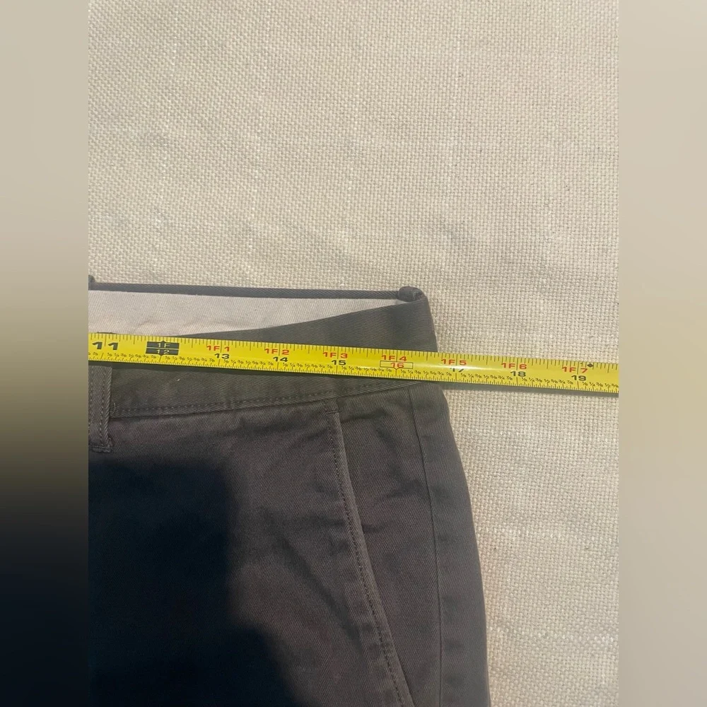 J. Crew 484 Men's Dark Gray Chinos Size W32 L32 Worn in Great Condition